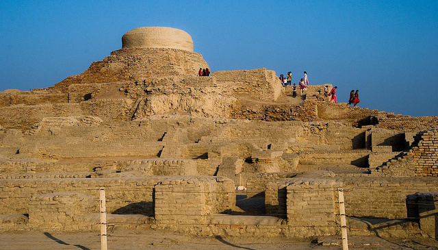 モヘンジョダロの遺跡群