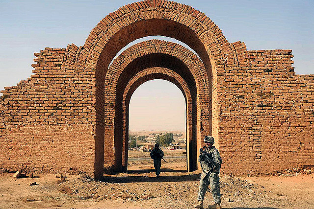 アッシュール（カラット・シェルカット）　