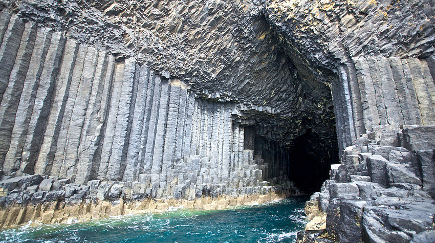 ジャイアンツ・コーズウェーとコーズウェー海岸