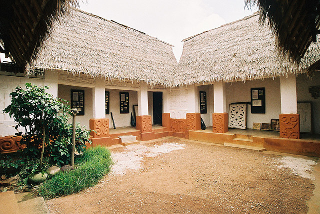 アシャンティの伝統的建築物群