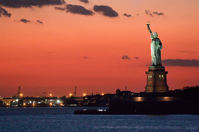 自由の女神像